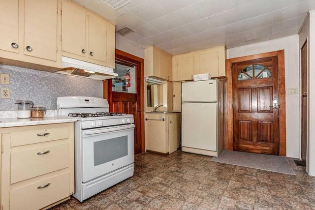 2 Ward St, House detached with 3 bedrooms, 1 bathrooms and 1 parking in Port Hope ON | Image 7
