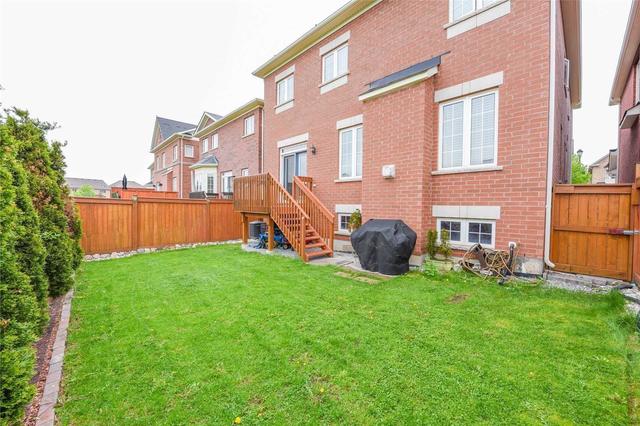 404 Nairn Circ, House detached with 4 bedrooms, 4 bathrooms and 6 parking in Milton ON | Image 32