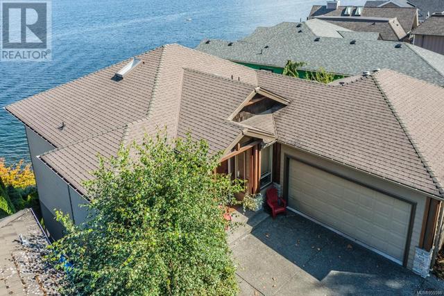 8 - 245 Oyster Cove Rd, House detached with 4 bedrooms, 6 bathrooms and 3 parking in Ladysmith BC | Image 4