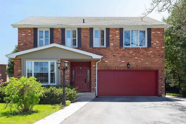 4 Spinning Wheel Crt, House detached with 4 bedrooms, 4 bathrooms and 6 parking in Markham ON | Card Image