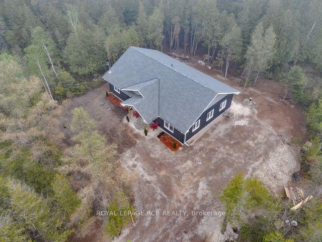 581 Pike Bay Rd, House detached with 3 bedrooms, 2 bathrooms and 8 parking in Northern Bruce Peninsula ON | Image 29