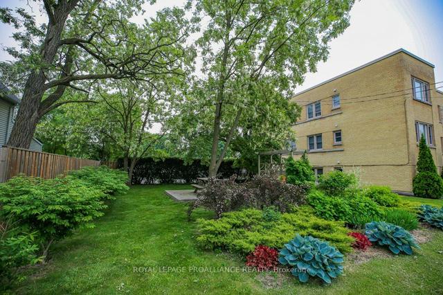 11 - 167 Pearl St, Condo with 1 bedrooms, 1 bathrooms and 1 parking in Brockville ON | Image 7