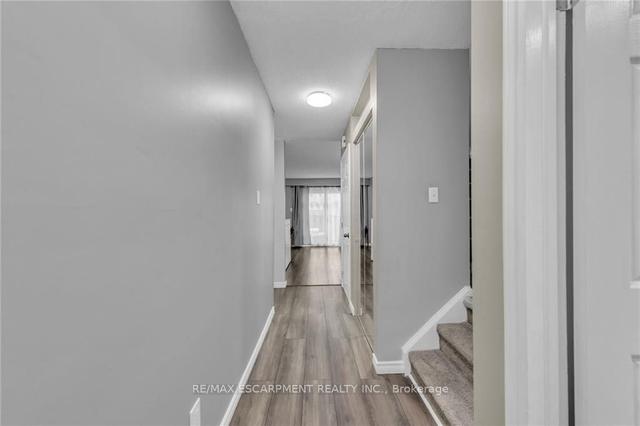 21 - 39 Huntsville St, Townhouse with 3 bedrooms, 2 bathrooms and 3 parking in Hamilton ON | Image 35