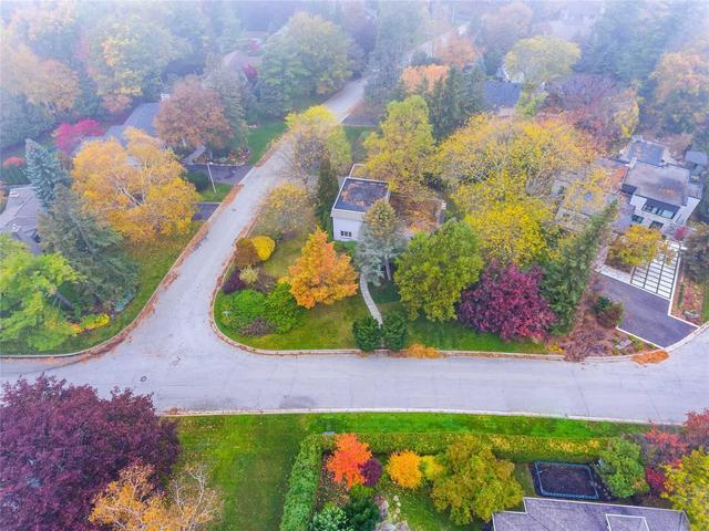 251 Cardinal Dr, House detached with 4 bedrooms, 3 bathrooms and 4 parking in Oakville ON | Image 3