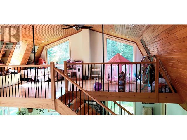 12370 Bertschi Road, House detached with 4 bedrooms, 2 bathrooms and null parking in Fraser Fort George F BC | Image 8