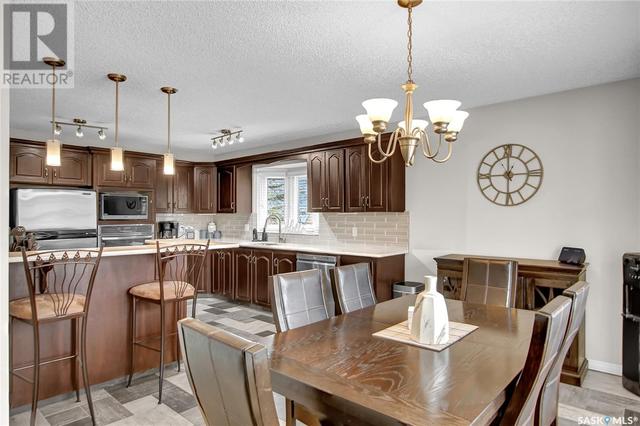 2727 Silverman Bay, House detached with 5 bedrooms, 3 bathrooms and null parking in Regina SK | Image 9