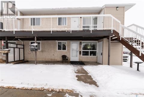 201 - 67 Wood Lily Drive, Condo with 1 bedrooms, 1 bathrooms and null parking in Moose Jaw SK | Card Image