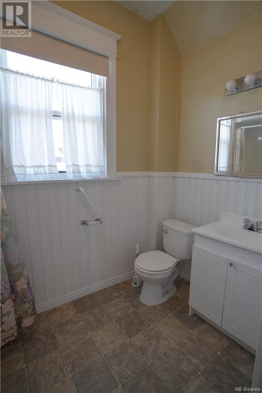 6 Aberdeen Street, House detached with 4 bedrooms, 1 bathrooms and null parking in Campbellton NB | Image 27