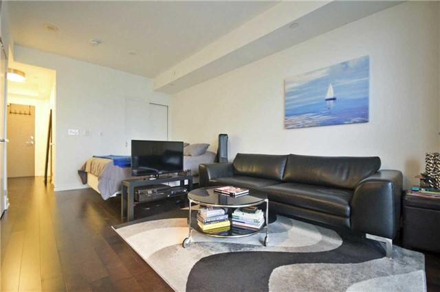 2203 - 21 Widmer St, Condo with 0 bedrooms, 1 bathrooms and null parking in Toronto ON | Image 7