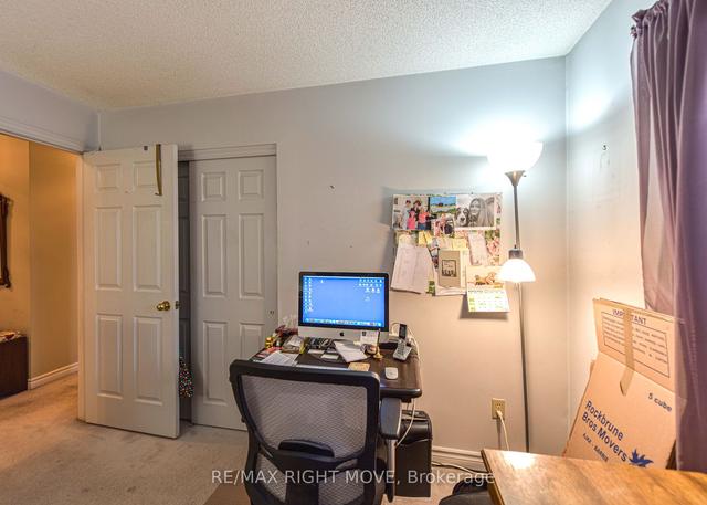 205 - 166 Owen St, Condo with 2 bedrooms, 1 bathrooms and 1 parking in Barrie ON | Image 13