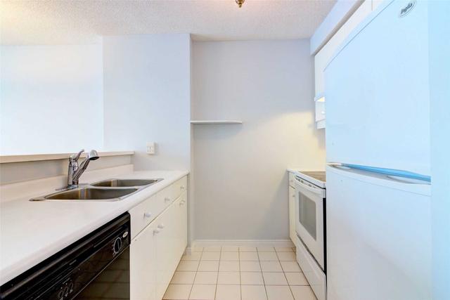 1809 - 10 Yonge St, Condo with 1 bedrooms, 1 bathrooms and 0 parking in Toronto ON | Image 3