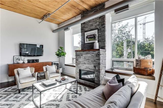 225 - 993 Queen St W, Condo with 2 bedrooms, 1 bathrooms and 1 parking in Toronto ON | Image 2
