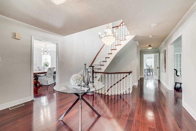 202 Church St, House detached with 5 bedrooms, 5 bathrooms and 9 parking in Markham ON | Image 2