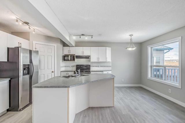 50 Hidden Ranch Terrace, House detached with 3 bedrooms, 2 bathrooms and 4 parking in Calgary AB | Image 5