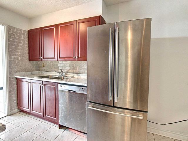 604 - 40 Panorama Crt, Condo with 3 bedrooms, 2 bathrooms and 1 parking in Toronto ON | Image 12