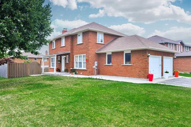 1 Ackerman Ave, House detached with 4 bedrooms, 4 bathrooms and 6 parking in Brampton ON | Image 1