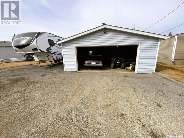 349 Hawkes Street, House other with 3 bedrooms, 1 bathrooms and null parking in Balgonie SK | Image 5
