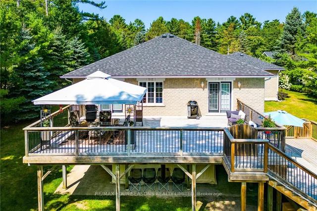 645 River Rd E, House detached with 2 bedrooms, 3 bathrooms and 12 parking in Wasaga Beach ON | Image 35