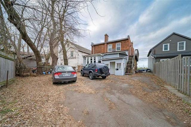 108 Niagara Falls Rd, House detached with 6 bedrooms, 4 bathrooms and 4 parking in Thorold ON | Image 26
