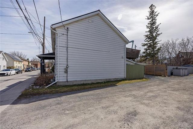102 Main Street, House semidetached with 2 bedrooms, 1 bathrooms and 2 parking in Kingston ON | Image 26
