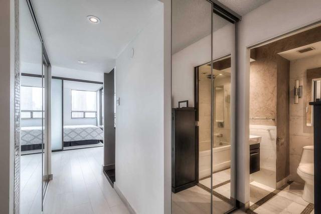 1903 - 914 Yonge St, Condo with 0 bedrooms, 1 bathrooms and 0 parking in Toronto ON | Image 19