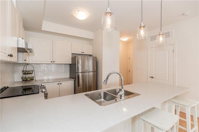 4003 - 2420 Baronwood Dr, Townhouse with 2 bedrooms, 2 bathrooms and 1 parking in Oakville ON | Image 6