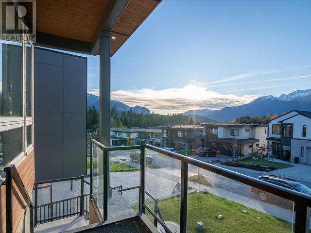 10 - 3385 Mamquam Road, House detached with 5 bedrooms, 5 bathrooms and 6 parking in Squamish BC | Image 29