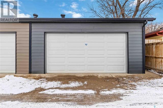 120 3rd Street E, House semidetached with 4 bedrooms, 4 bathrooms and null parking in Saskatoon SK | Image 30