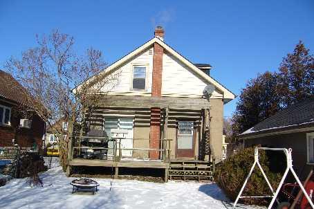 175 Mill St, House detached with 2 bedrooms, 1 bathrooms and 3 parking in West Grey ON | Image 2
