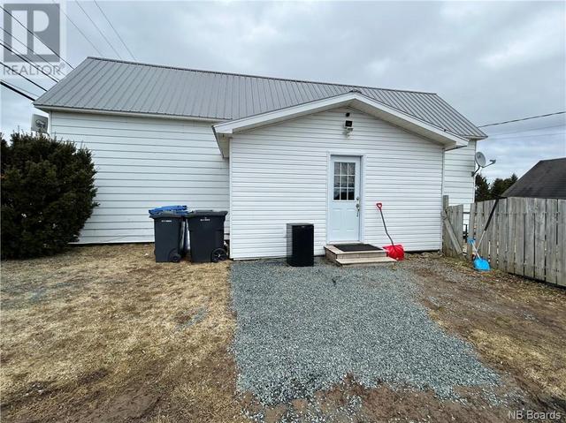 2694 King George Hwy, House detached with 2 bedrooms, 1 bathrooms and null parking in Miramichi NB | Image 25