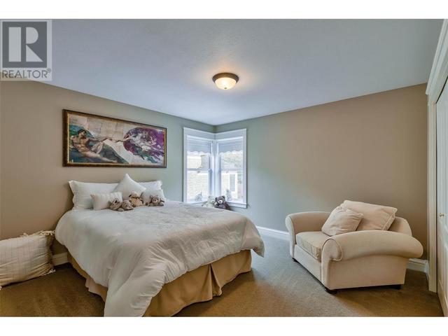 10569 Okanagan Centre Road W, House detached with 5 bedrooms, 2 bathrooms and 6 parking in Lake Country BC | Image 32