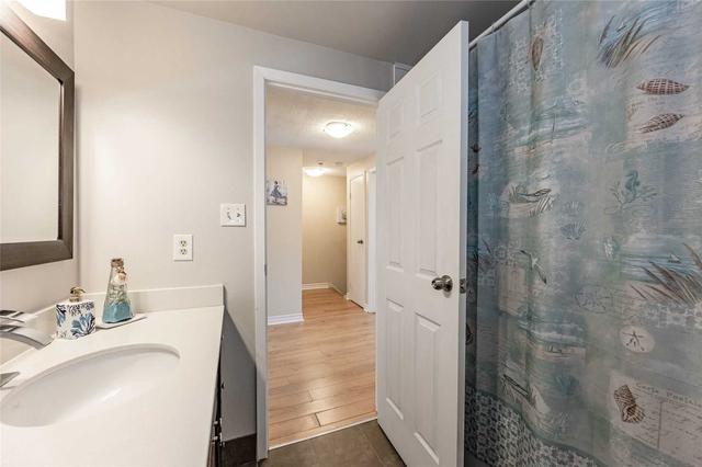 54 - 46 Cedarwoods Cres, Townhouse with 3 bedrooms, 2 bathrooms and 2 parking in Kitchener ON | Image 17