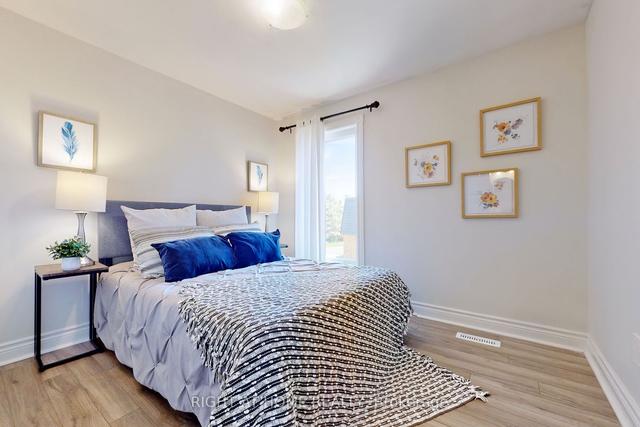 6 Renata Royal Way, Townhouse with 3 bedrooms, 3 bathrooms and 2 parking in Toronto ON | Image 8