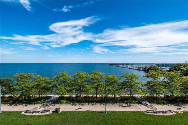 407 - 65 Port St, Condo with 2 bedrooms, 3 bathrooms and 1 parking in Mississauga ON | Image 1