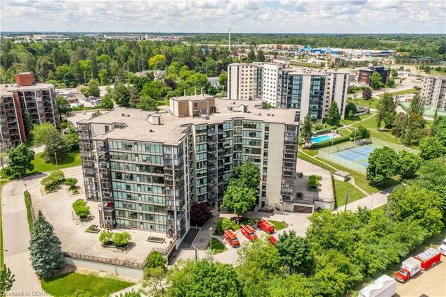 807 - 23 Woodlawn Road E, House attached with 2 bedrooms, 1 bathrooms and 2 parking in Guelph ON | Image 17
