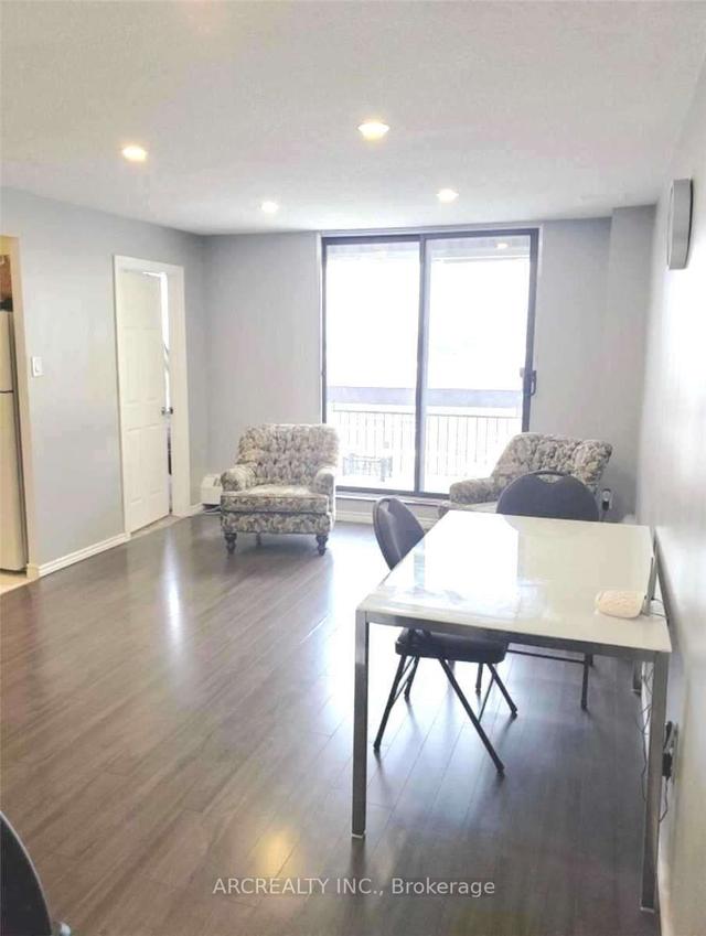 1201 - 4645 Jane St, Condo with 2 bedrooms, 1 bathrooms and 1 parking in Toronto ON | Image 13