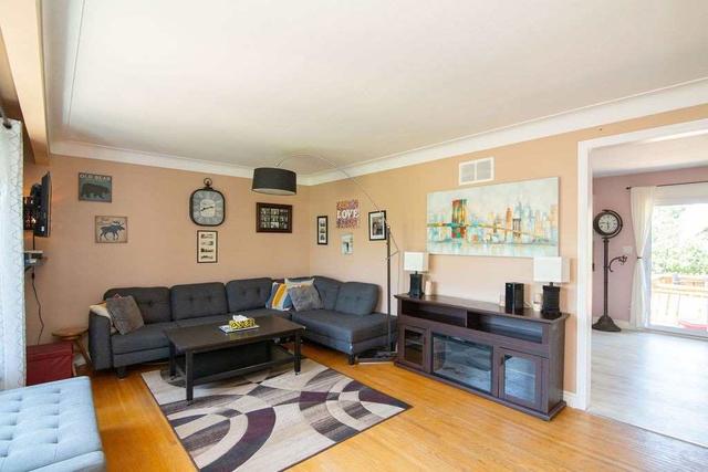 60 Olive St, House detached with 3 bedrooms, 2 bathrooms and 4 parking in Grimsby ON | Image 39