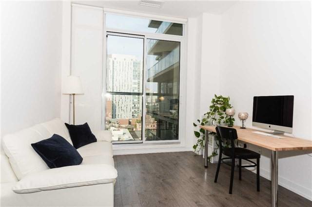 1002 - 297 College St, Condo with 1 bedrooms, 1 bathrooms and null parking in Toronto ON | Image 3