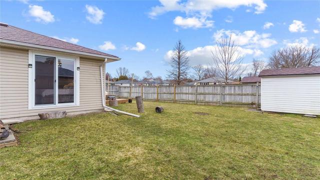 764 Grandview Dr, House detached with 3 bedrooms, 1 bathrooms and 3 parking in Oshawa ON | Image 22