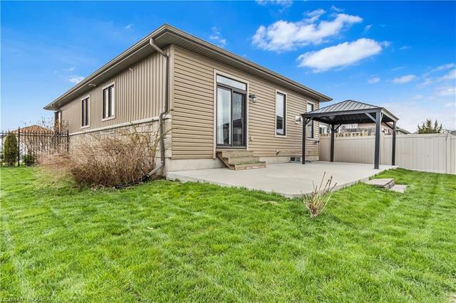 154 Mcdonough Crescent, House detached with 5 bedrooms, 3 bathrooms and 4 parking in Loyalist ON | Image 28