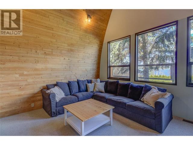 3580 Eagle Bay Road, House detached with 3 bedrooms, 2 bathrooms and null parking in Columbia Shuswap C BC | Image 16