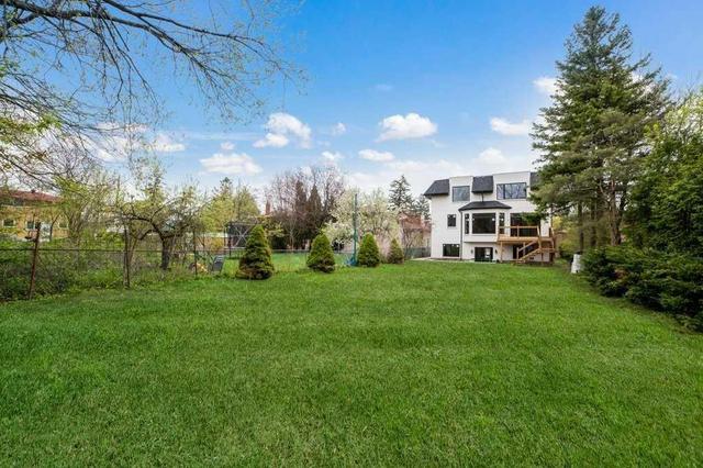 100 Grantbrook St, House detached with 5 bedrooms, 6 bathrooms and 4 parking in Toronto ON | Image 10