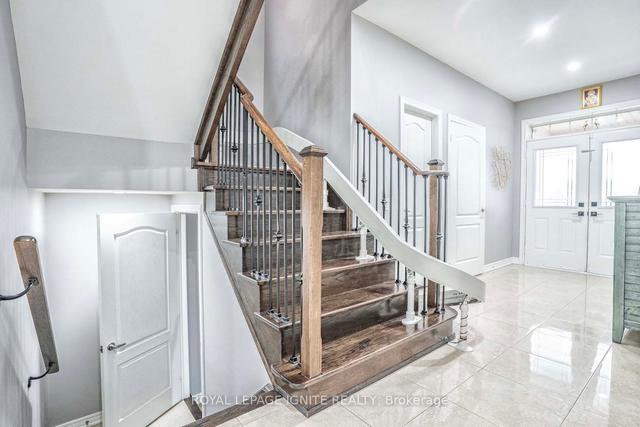 61 Blackberry Valley Cres, House detached with 4 bedrooms, 5 bathrooms and 4 parking in Caledon ON | Image 6