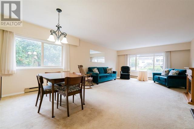303 - 33 Mount Benson St, Condo with 2 bedrooms, 2 bathrooms and null parking in Nanaimo BC | Image 5