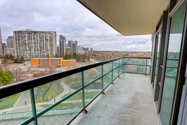 806 - 503 Beecroft Rd, Condo with 2 bedrooms, 2 bathrooms and 2 parking in Toronto ON | Image 32