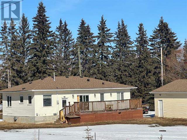 1953 8 Avenue, House detached with 3 bedrooms, 2 bathrooms and 6 parking in Red Deer County AB | Image 1