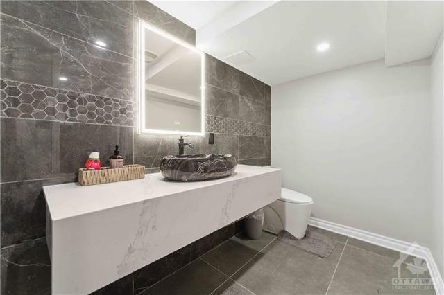 13 Rodeo Drive, House detached with 3 bedrooms, 4 bathrooms and 4 parking in Ottawa ON | Image 22