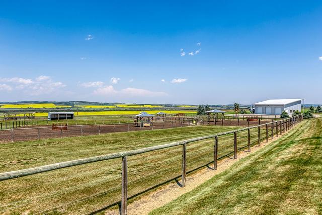 386038 64 Street W, House detached with 4 bedrooms, 3 bathrooms and null parking in Foothills County AB | Image 44