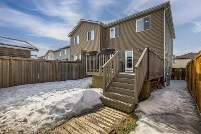34 Autumn Green Se, Home with 3 bedrooms, 2 bathrooms and 2 parking in Calgary AB | Image 26