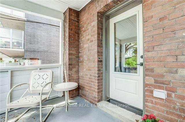 4b - 795 College St, Condo with 3 bedrooms, 2 bathrooms and 0 parking in Toronto ON | Image 10